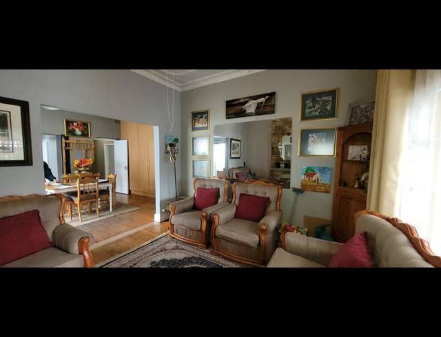 4 BEDROOM HOUSE FOR SALE IN FLORENTIA